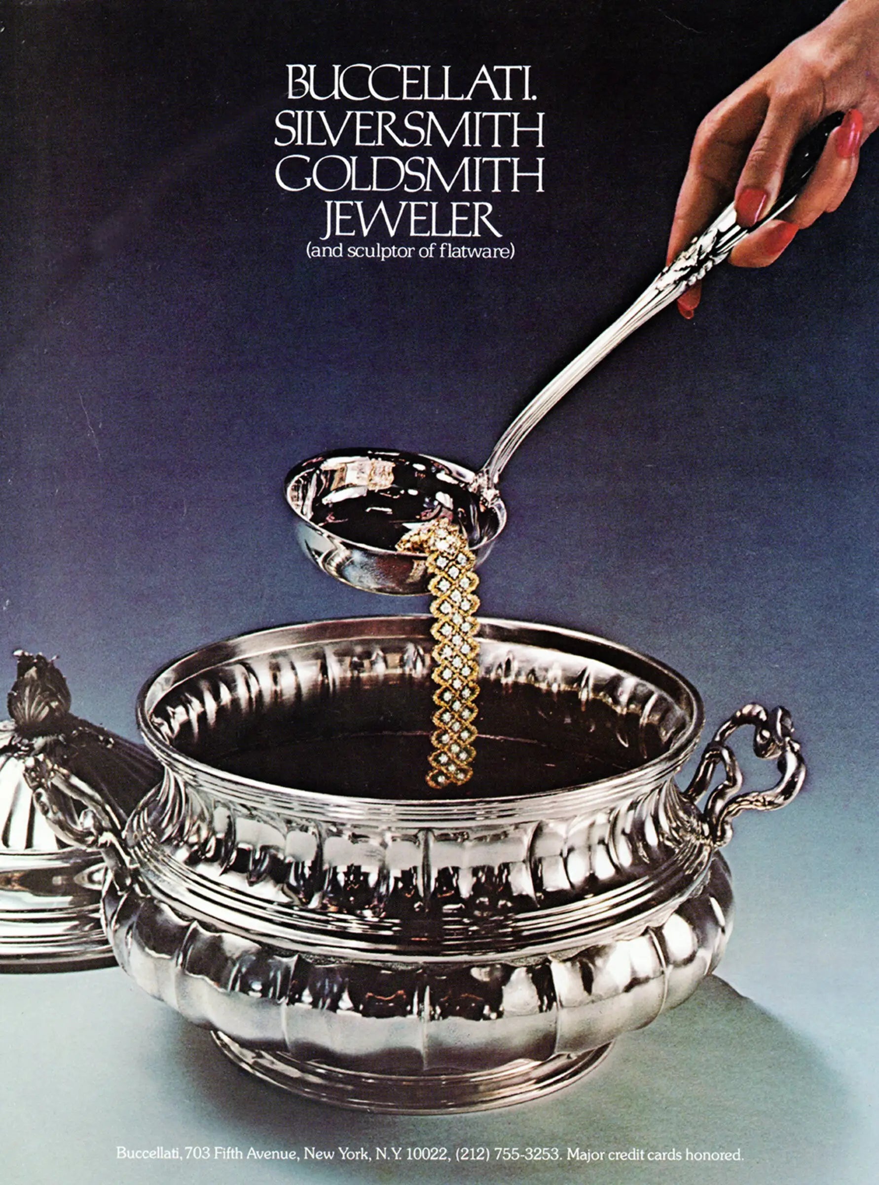 At the end of the First World War, Mario decided that the time was right for him to set up his own venture. And with that, Mario took over Beltrami and Besnati’s business, and opened his first store at Via Santa Margherita 5.