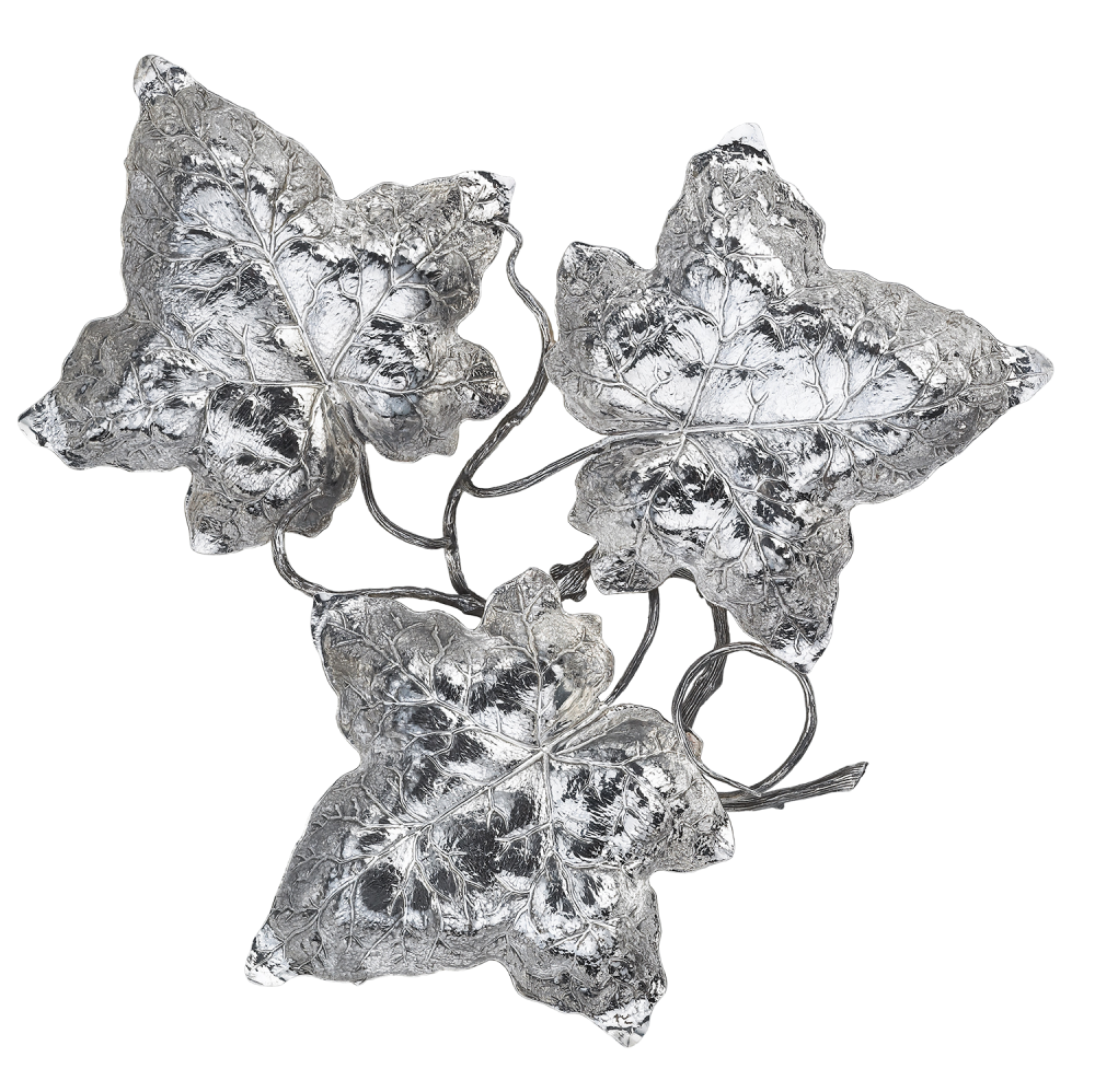 At the end of the First World War, Mario decided that the time was right for him to set up his own venture. And with that, Mario took over Beltrami and Besnati’s business, and opened his first store at Via Santa Margherita 5.